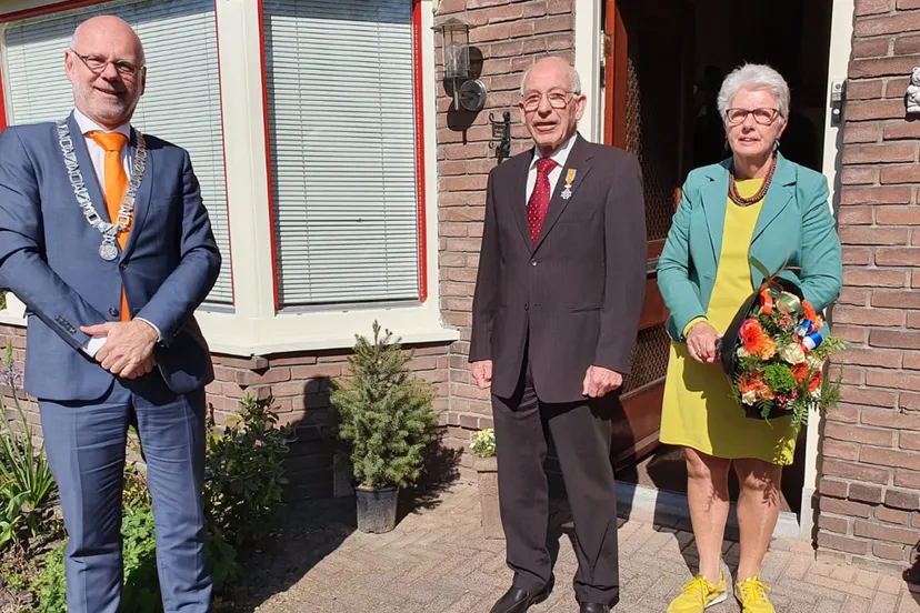 lintjesregen dhr jansen ellecom gemeente rheden