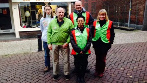 lr5c15kvzbb8jd1tek2zidzml groenlinks trekt aan de bel 2