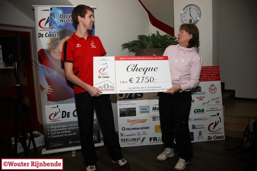 lsxcoq4r49m681aom0fr47a1n 140119 indoor clycling marathon b 001