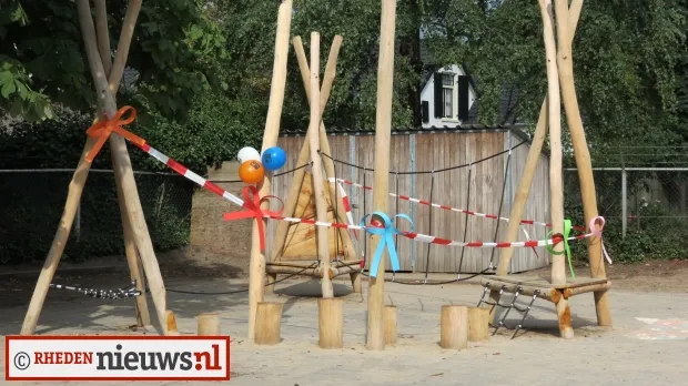 ltabdps75uprg9kghahnop7hl 2013 09 11 fredericus school006