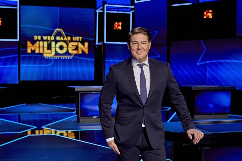 martijn krabbc3a9 presenteert postcode loterij de weg naar het miljoen william rutten