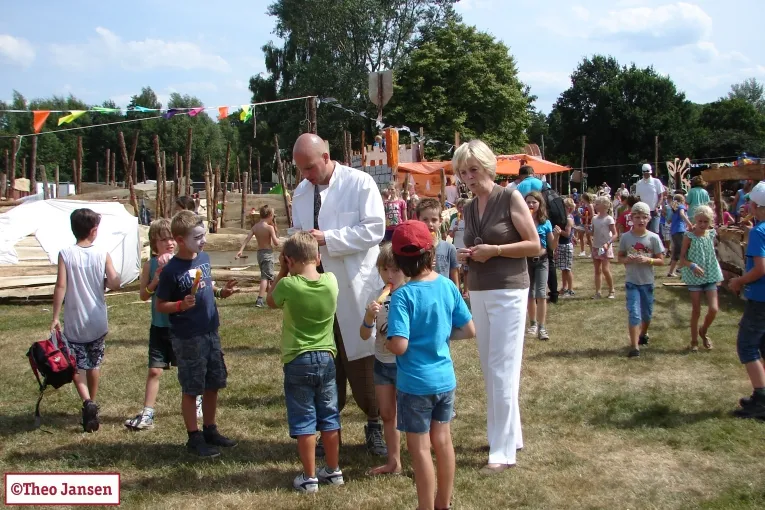 mo2ov5e53hpgf1k81ud4ur6kc bouwburg 013 3