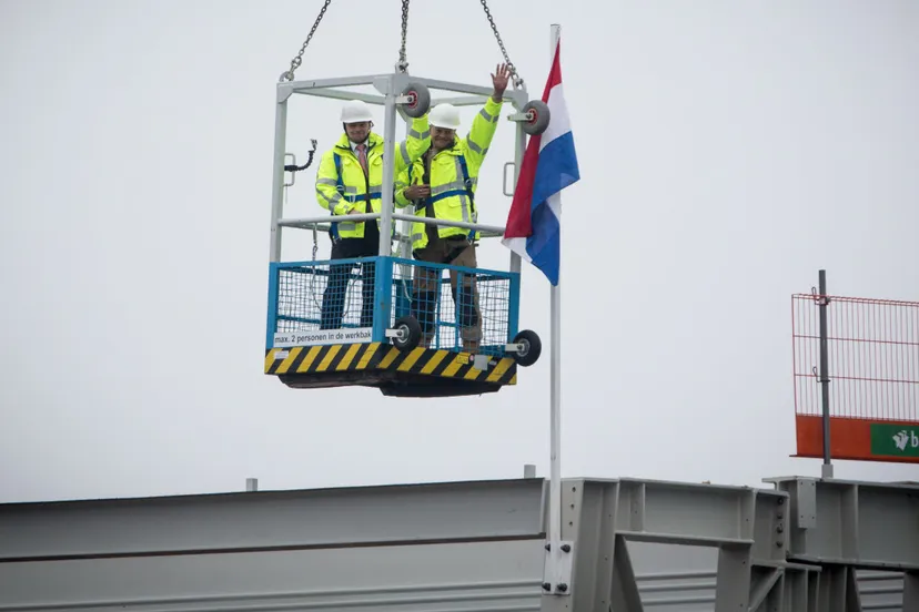 ny2r64xlrudzchnemm5xsw6ff arnhem1