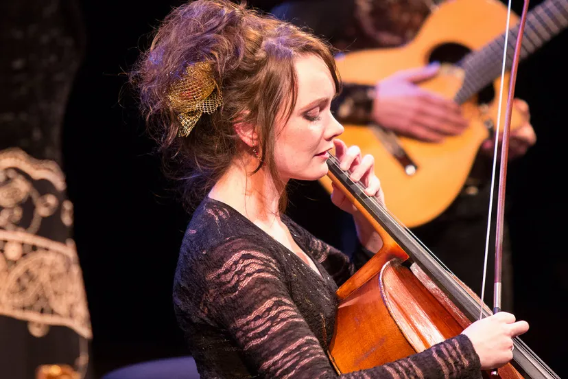 o3vug2s7veuo9tgcfvn0f5wgl flor dluna tagore