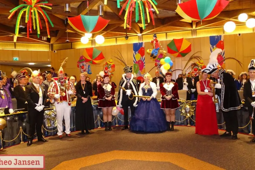 officile start carnaval sleuteloverdracht