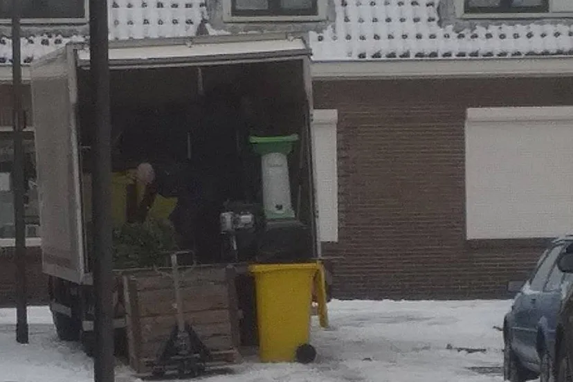 ontmanteling hennepkwekerij caspar fagelstraat velp1