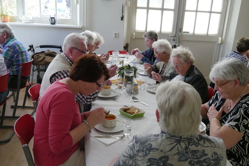 ontmoetingslunches voor inwoners uit de gemeente rheden incluzio