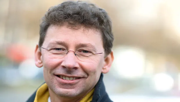 ox5t7lgx0y5yiy200zeinl9ue clemens cornielje