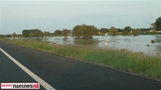 p0lgp61uq2z1omz850r8u950r p1030645 custom