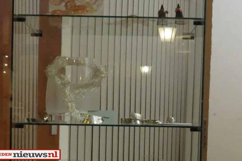 p7pbu039sxhq8bixzf79h8oe9 foto0 2