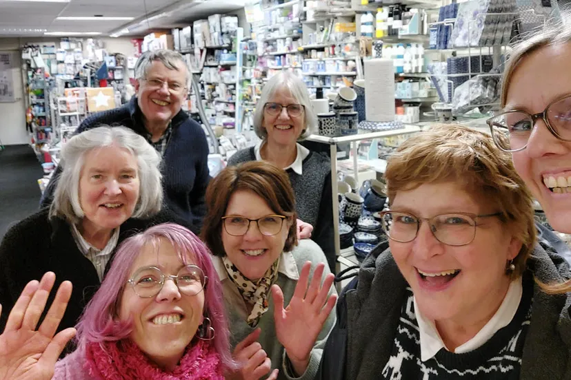 persfoto december actie commissie en fam elderman