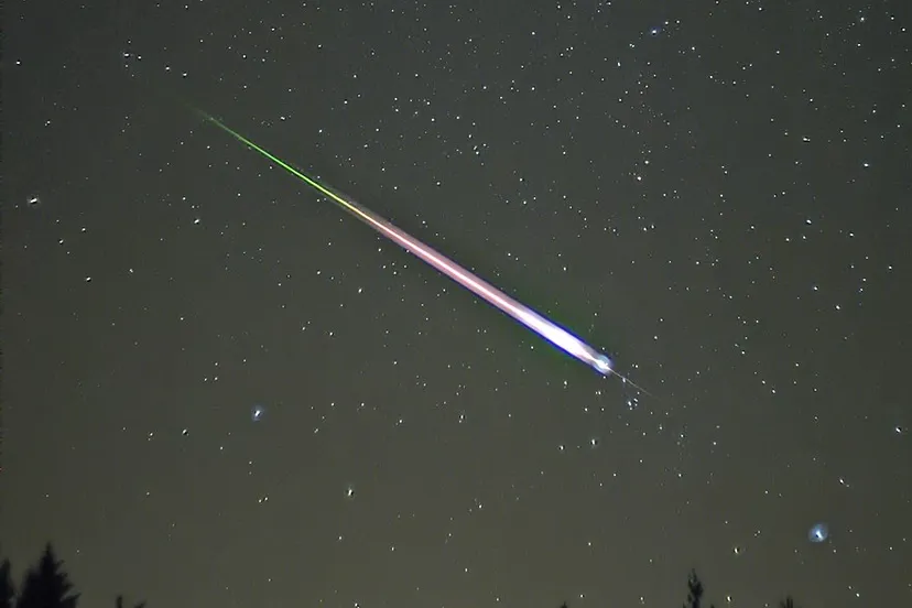 persioidenregenwikipedialeonid meteor