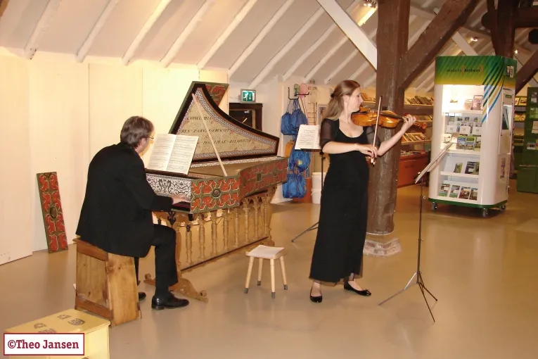 pilkaxbgoa85ykqy6z4uftybs sonsbeekfestival watermolen 20130712 1