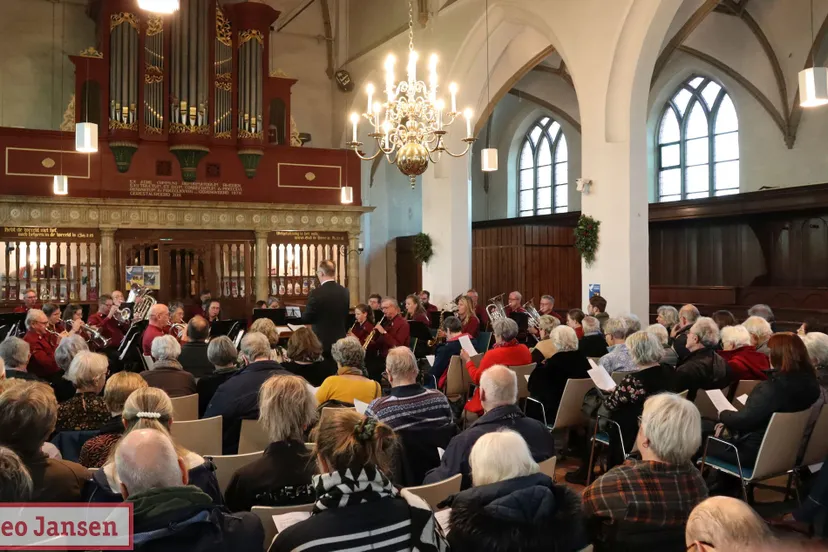 prachtig kerstconcert van het rhedens fanfare corps in de dorpskerk 2023 1
