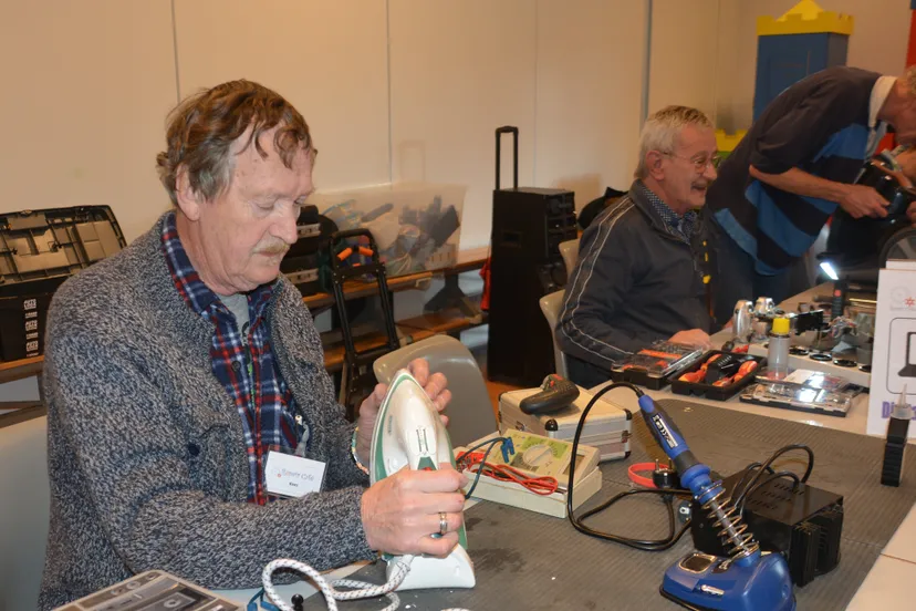 repair cafe velp 2023 rhedennieuwsnl 002