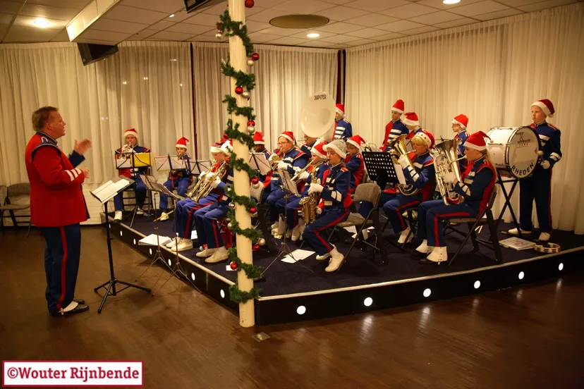 rh6hz3zsjtnqv9d3z3n2irbtw 131218 valkenberg b004