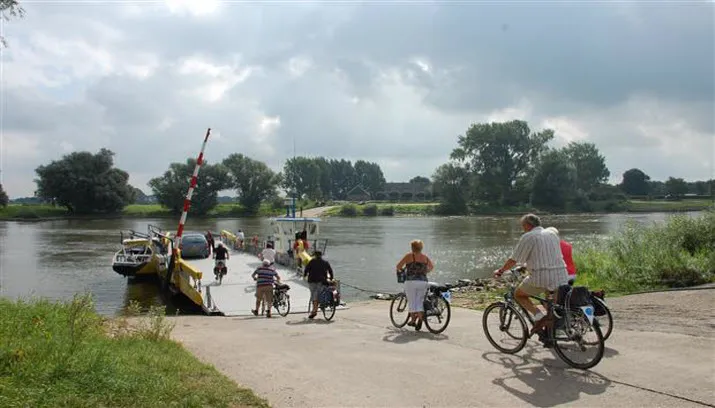 rhedense fietsvierdaagse 17aug2013 copyright pdwaardrhedennieuw 5