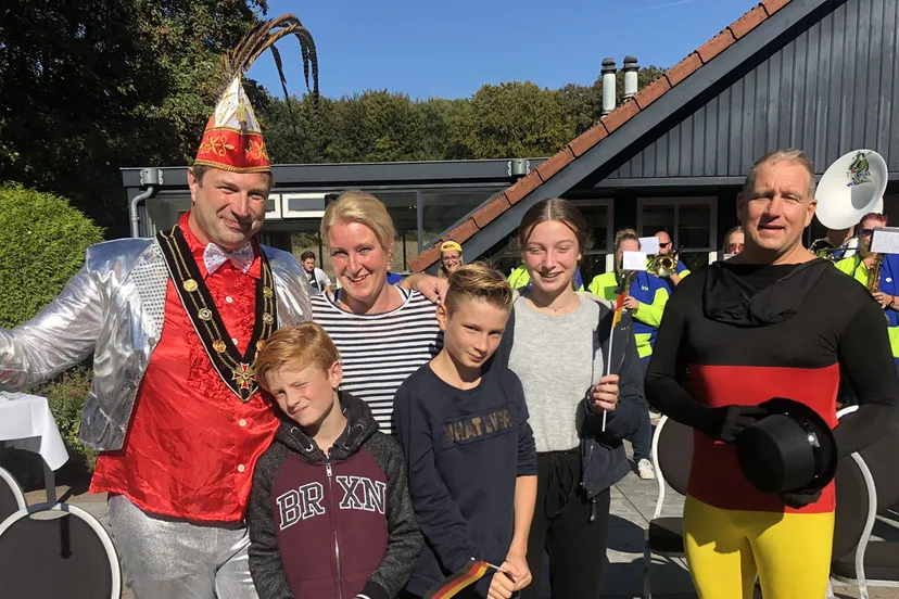 ronald en nicolle ter hoeven nieuwe prinsenpaar cv de narrenkap