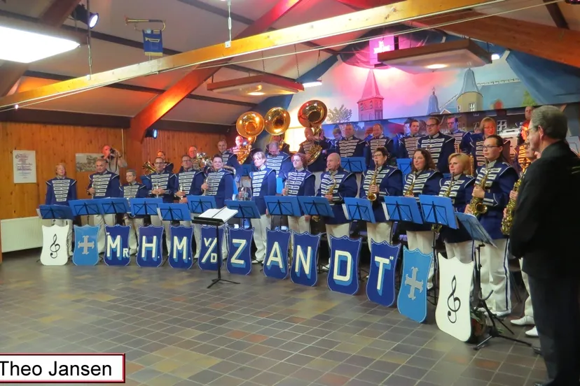 s52i85dpxxla8c15fqhv2050z de beemd 29 11 14 004