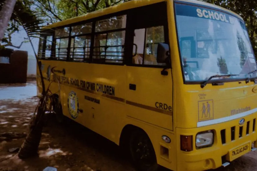 schoolbus benefietdiner stichting sari1