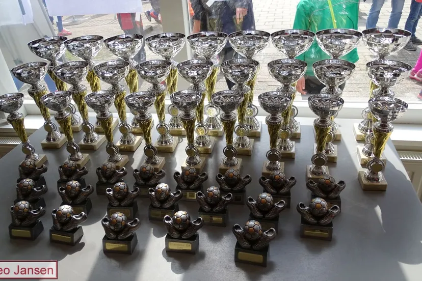 schoolvoetbaltoernooi 2018 dvov 12