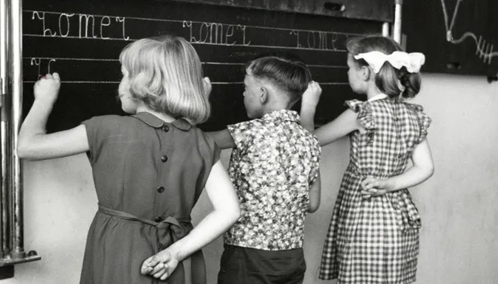 schrijven op het schoolbord