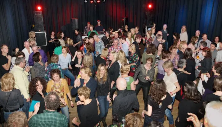 sfeerbeeld velps dansfeest