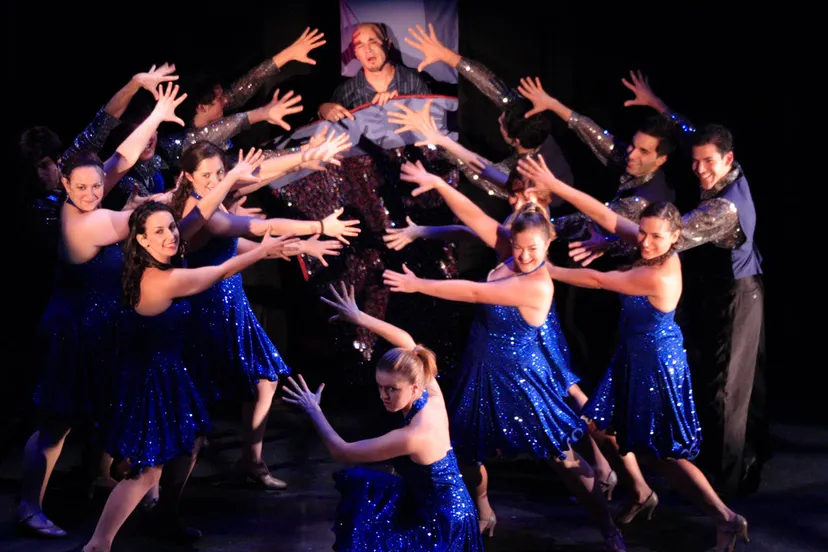 show bizniz rhedelijk cultureel