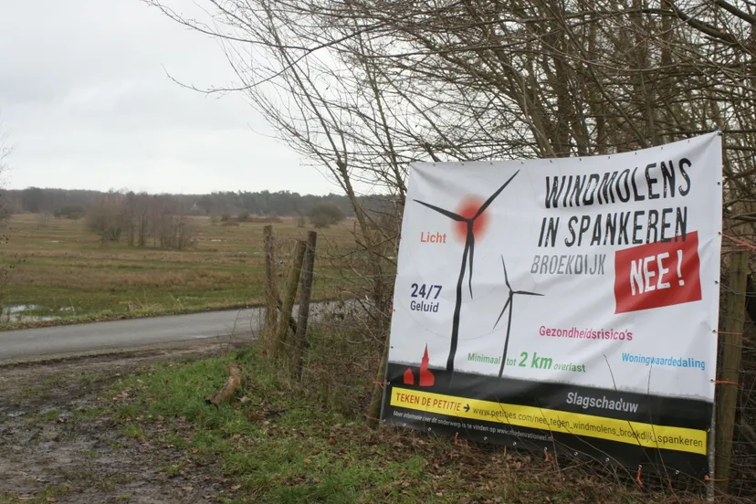 spandoek nee windmolens broekdijk spankeren