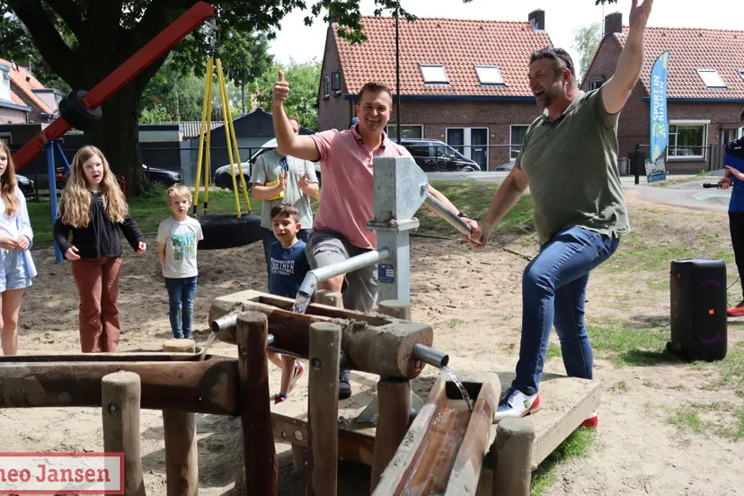 speeltuin het akkertje in velp zuid officieel geopend 18 05 2024 1