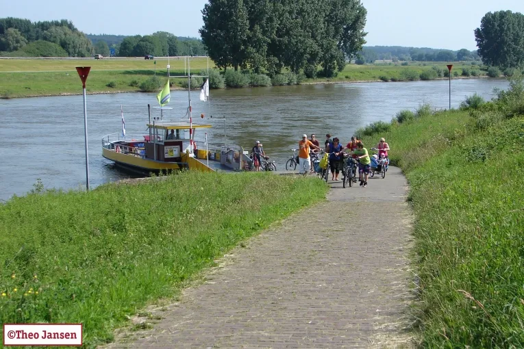 sqqpd30ongyegljqu8uuaed87 veerpont 004