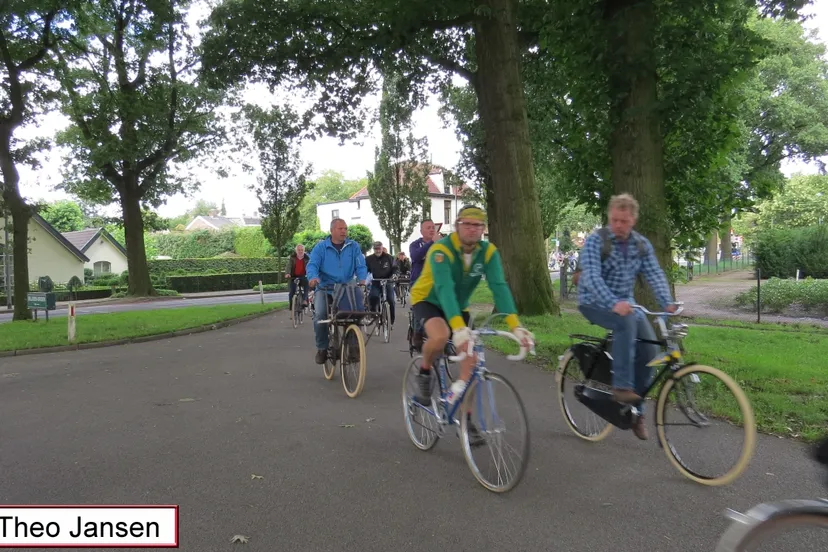 stationsplein 6 9 15 056