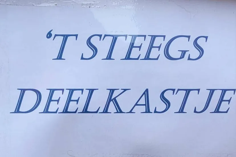 t steegse deelkastje