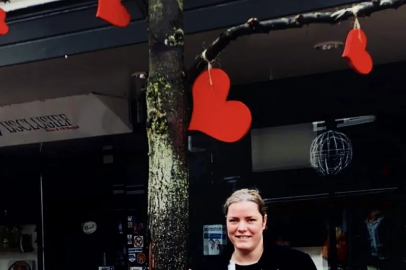 tel het aantal hartjes in rheden en win wwwregiobodeonlinenl