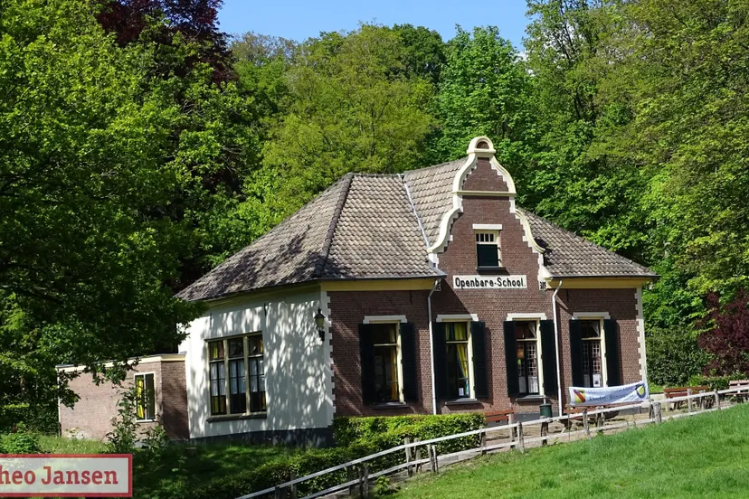 tentoonstelling de lange weg van les bij de koster tot dorpsschool 30 2019 1