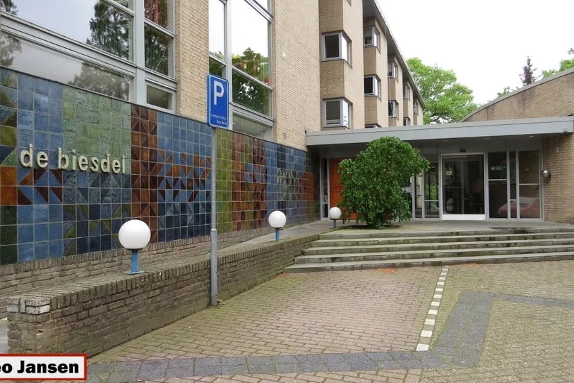 tixpc9uv7ffpo0q816fu2ffuf 2014 04 28 biesdelselaan echtpaar boks van ewijk 60 j huwelijk 0