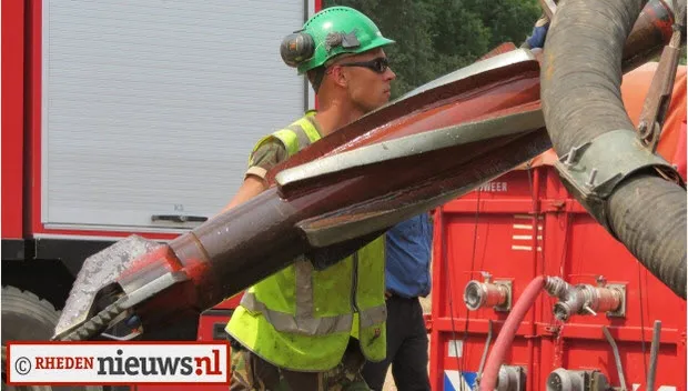 u04zj80dmw8xo9r02hm9e5uhn calamiteitenput