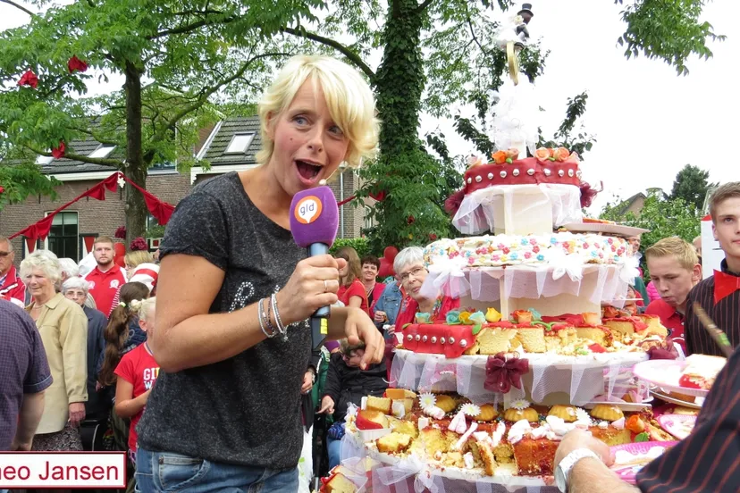 u3lrsg1enlgejrfxa3znwb2qy burg v