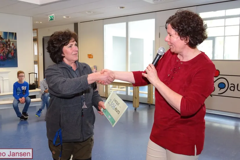 uitreiking cheque rhedense schaapskudde mauritiusschool 13 04 2018 121