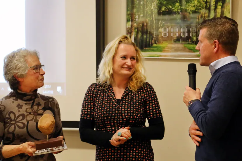 uitreiking steegsekei jikke gbel franske maas