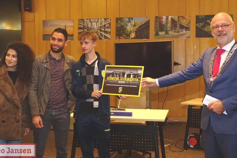 vitesse geeft 16 seizoenkaarten weg aan rheden 24 09 2020 0