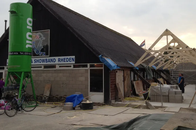 w0iv1as1uoauajvwnmm8q9sxb ms muziekhal