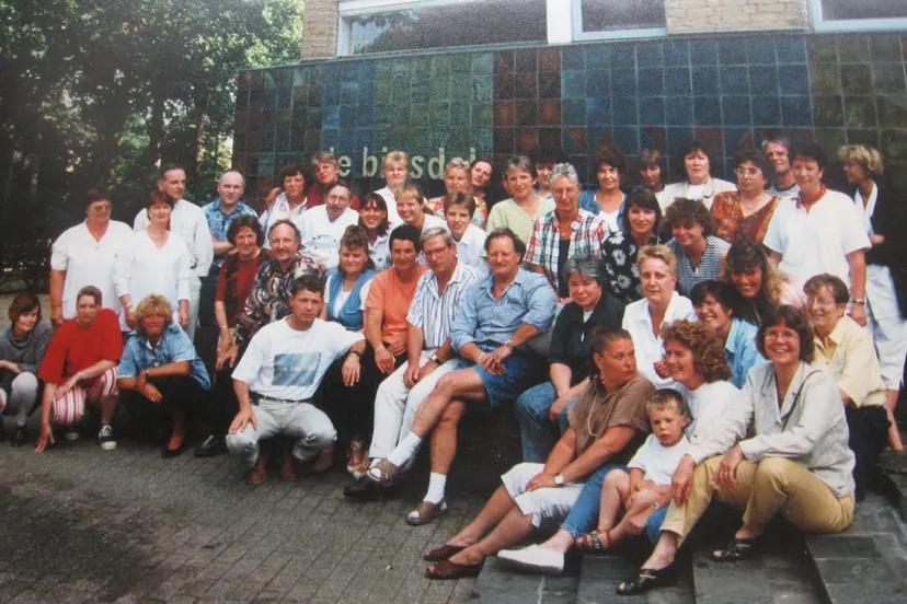 we1n8gjpctv53oftb3bol767l foto medewerkers biesdel 1995