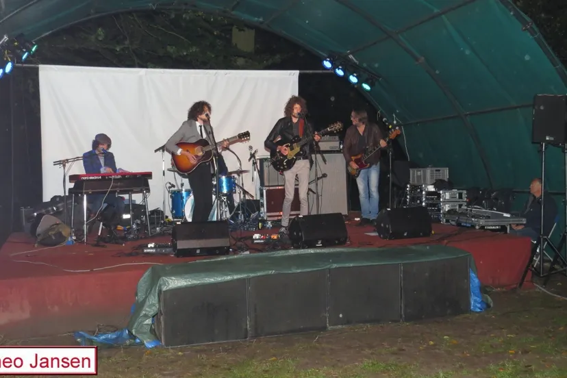 wktu01xct0oayoeo948kmkmay zutphensestraatweg 30 8 14 001