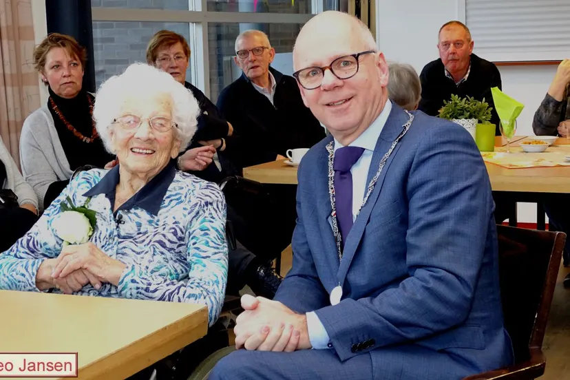 worth rhedenseweg 23 2 18 003