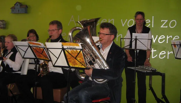 x122p9bkpxq17954fknzau5sa spankeren wilhelmina