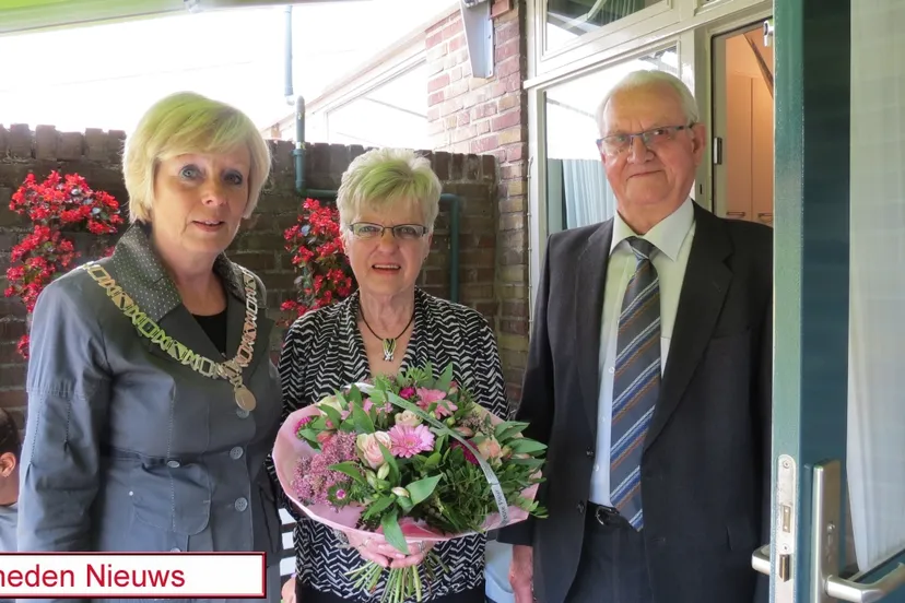 xcfndzg79n0g6bf94270emvxz 2014 08 13 60 jarig huwelijk 002