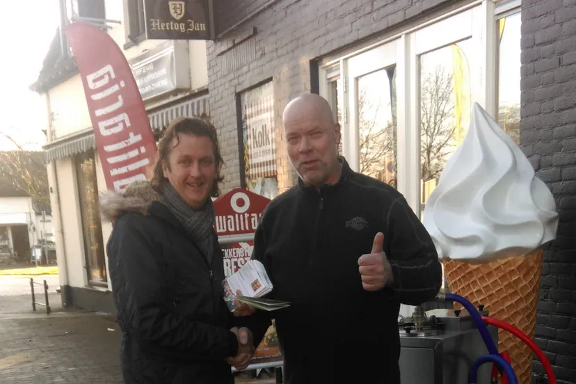 xcttp7saq1nu4dluurc9erfvn dorpsplein 6 12 14 001