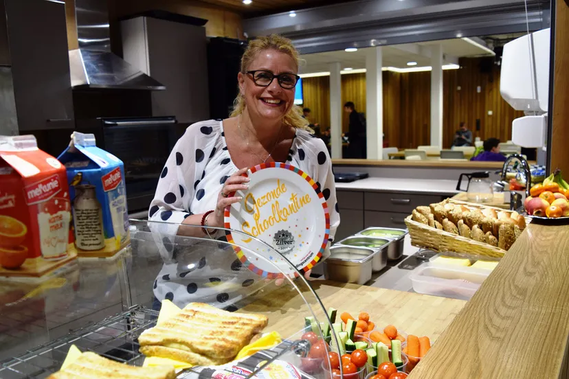 zilveren schaal voor gezonde school