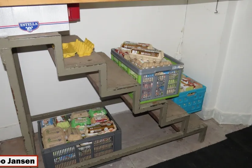 zq75jh2cvhxr0ri4osaz070i9 2014 04 06 eieren grote kerk 001